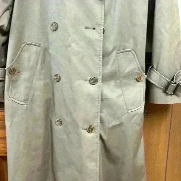 Worthington Khaki Trench/All Weather Coat Fully Lined..Removeable Liner Size 10 - Picture 9 of 16